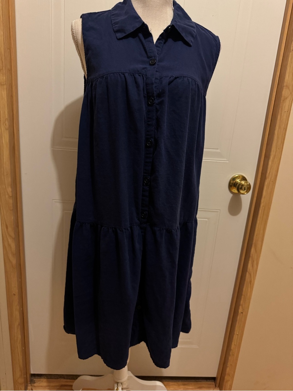Cupid Sz M Navy Sleeveless Button-Front Dress GUC 😊😊
